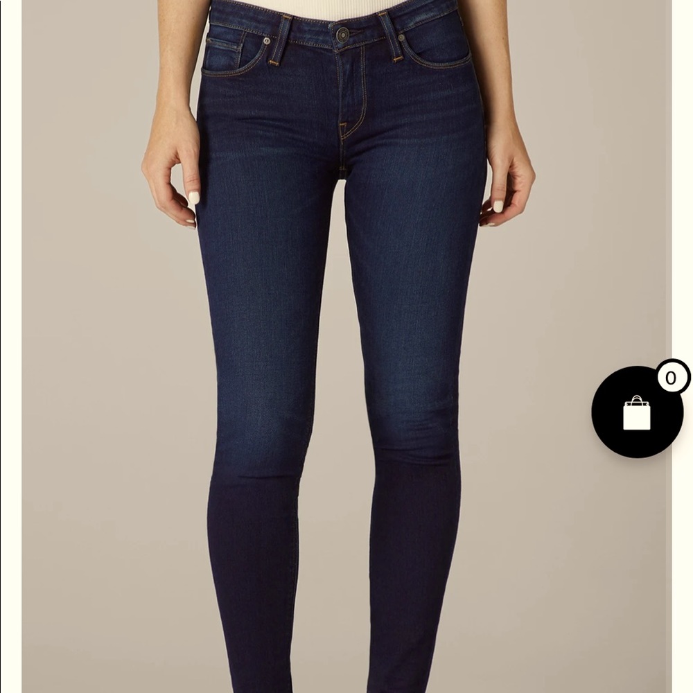 Hudson skinny jeans, worn only once. Size 24
